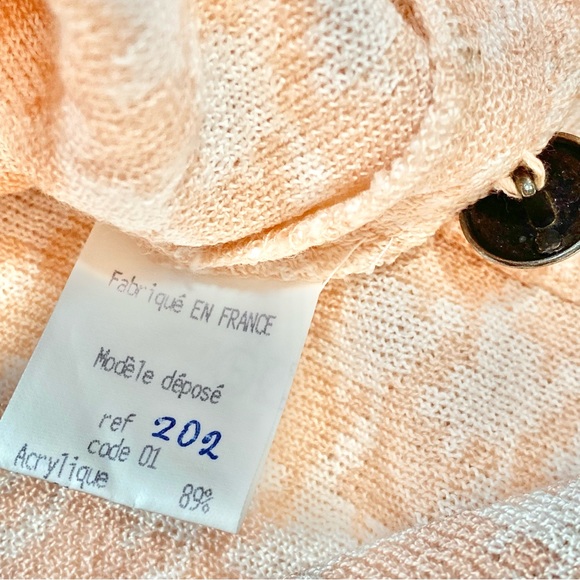 ****SOLD*** Vintage pink and white houndstooth cardigan - Picture 8 of 8